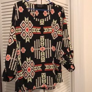 Cute top with jeans.